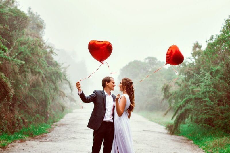 Hochzeit Luftballons steigen lassen