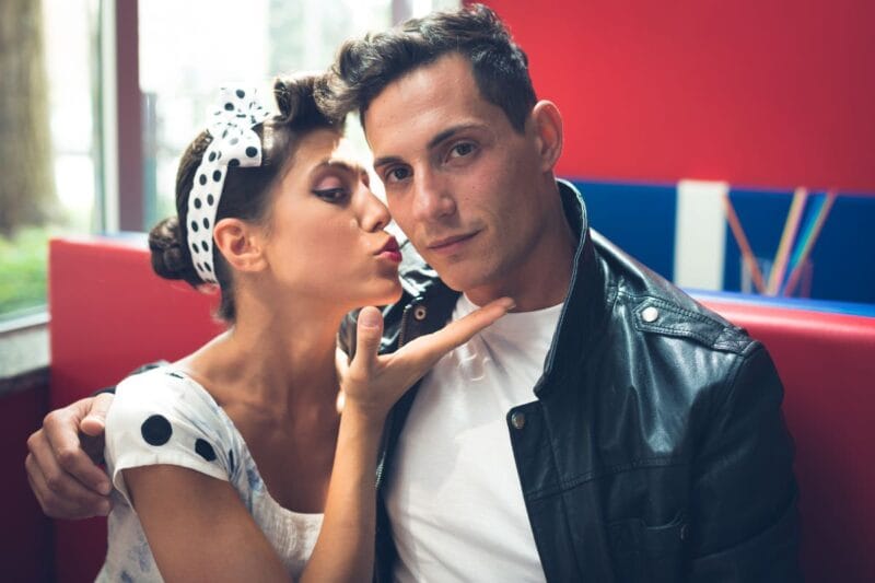 Rockabilly Frisuren Hochzeit Brautpaar