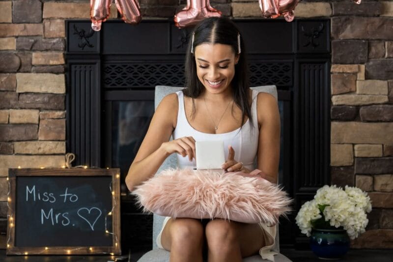 Braut mit Bride to Be Box